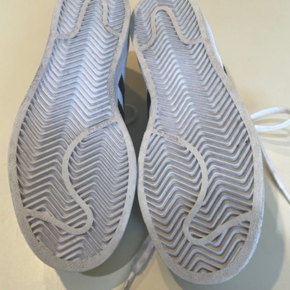 ADIDAS SUPERSTAR WHITE WOMEN'S TENNIS SHOES Size 5 - Picture 4 of 4
